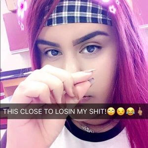 Meet your Posher, Desiree